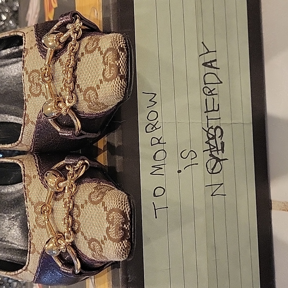 Gucci Pumps - Picture 7 of 16